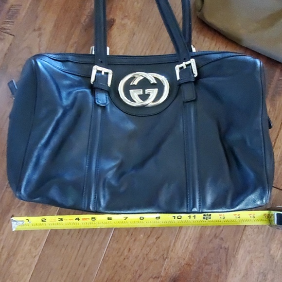 AUTHENTIC GUCCI LEATHER SATCHEL - Picture 6 of 7